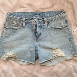 Levi’s denim shorts